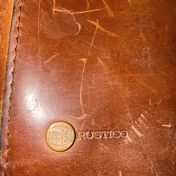 Classic Brown Leather Messenger Bag Set - Picture 4 of 11